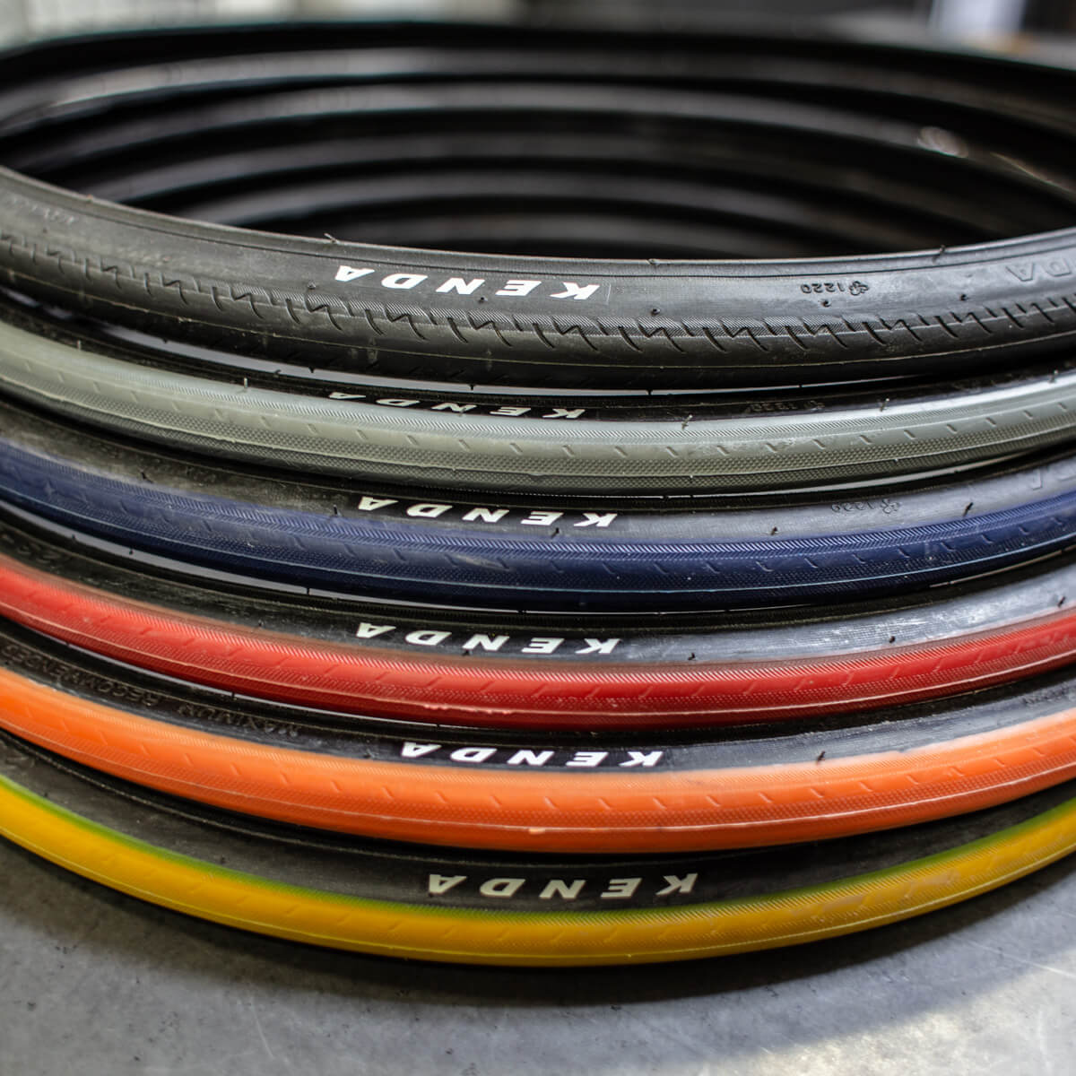 KENDA TIRES - 25", Orange image